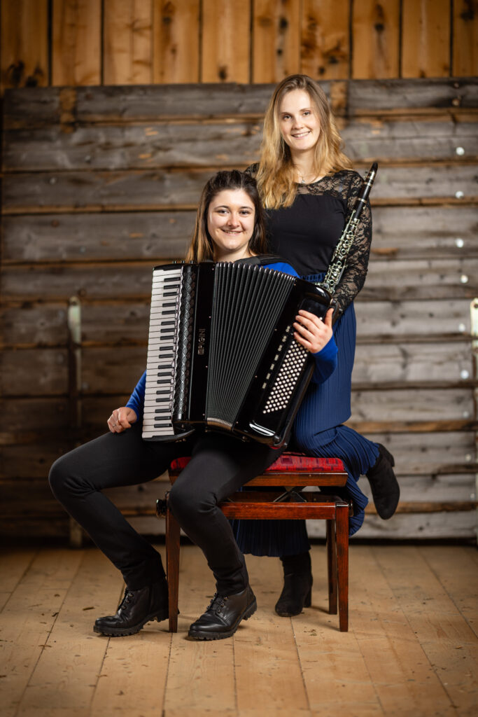 duo sonja karina 128